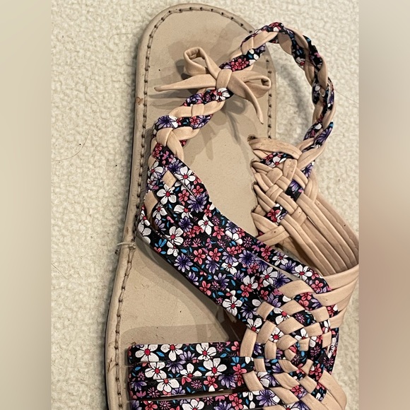 Authentic handmade Mexican sandals - Picture 3 of 7